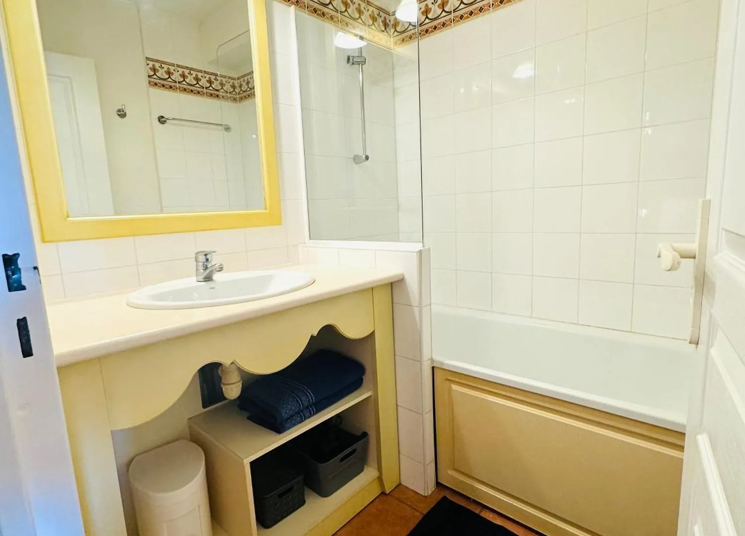 Apartment Studio Et Cabine, 4 Personnes,Mer, Piscine, Tennis, Les Issambres Roquebrune-sur-Argens