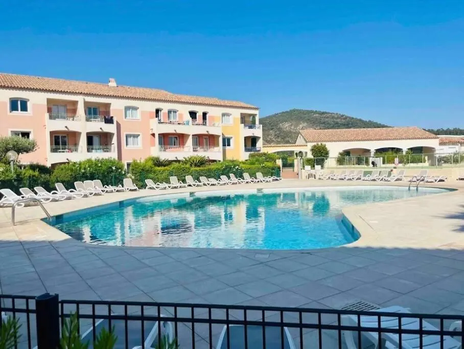 Studio Et Cabine, 4 Personnes,Mer, Piscine, Tennis, Les Issambres Roquebrune-sur-Argens